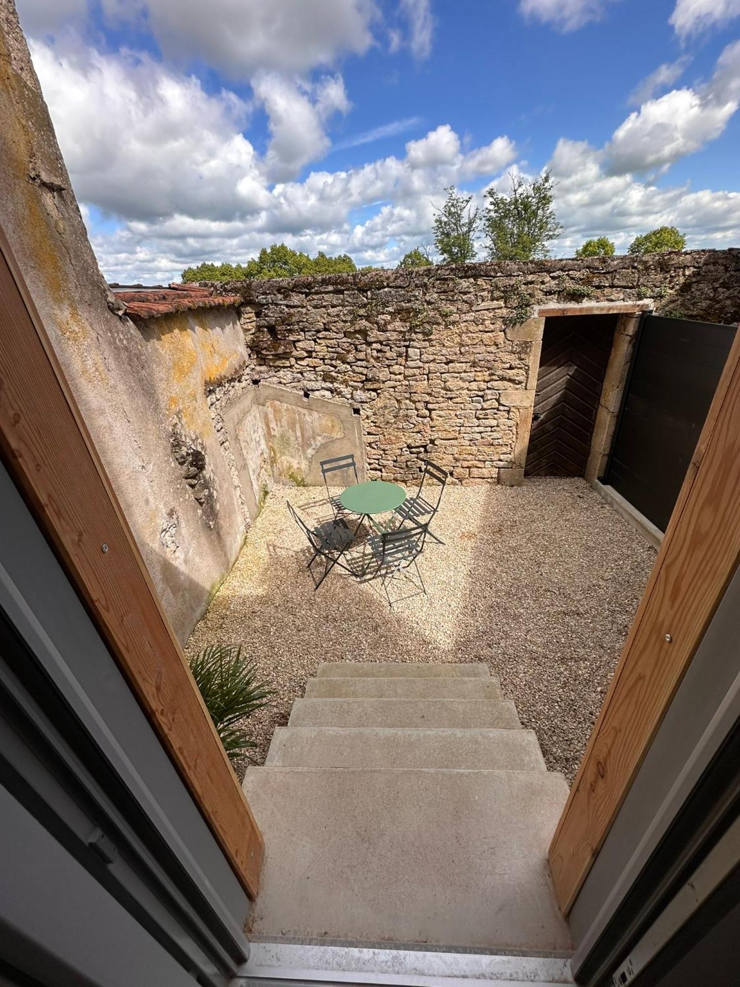 Les Remparts Apartman Langres Kültér fotó